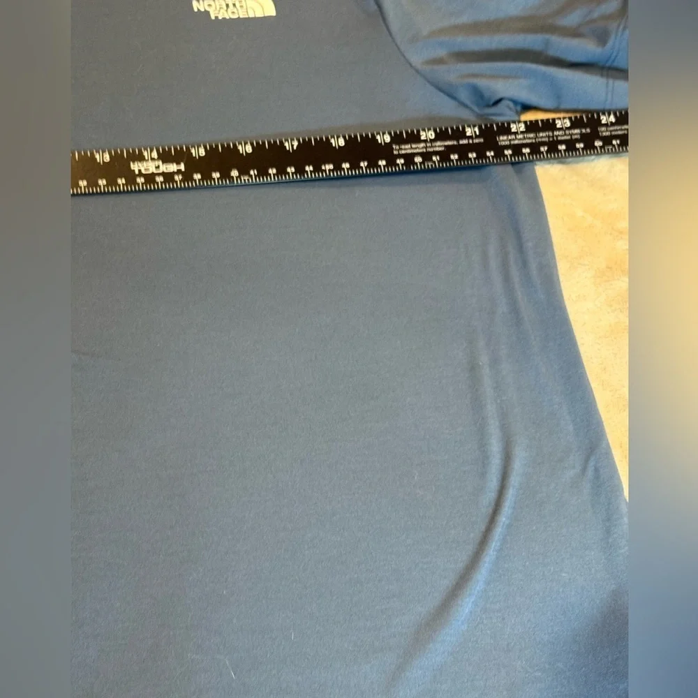 2 The North Face Red Polo Shirt & Blue/Gray Business Crew Neck Tee, men’s large
